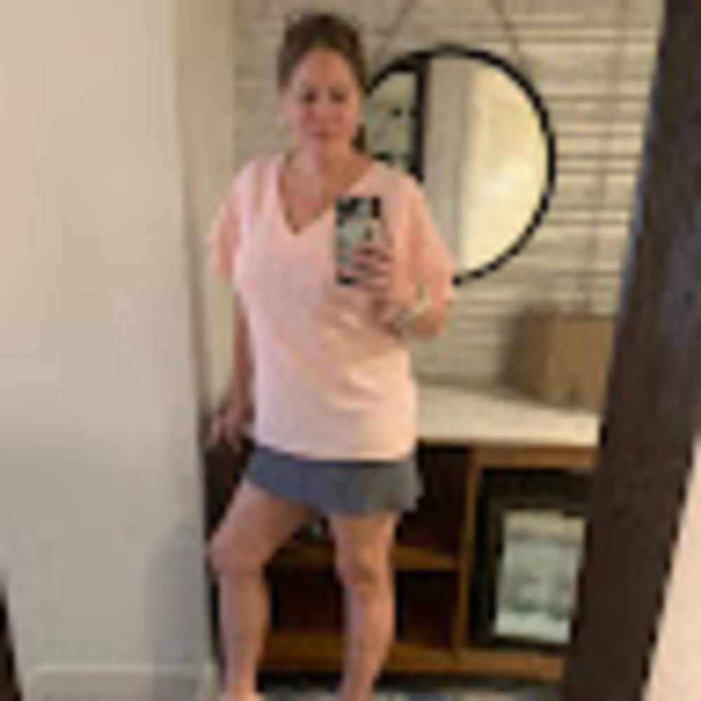 Meet your Posher, Elaine